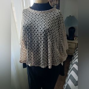 NWT Style & Co 100% polyester creme color lace sleeved cape